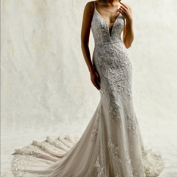 Maggie Sottero - Picture 1 of 3